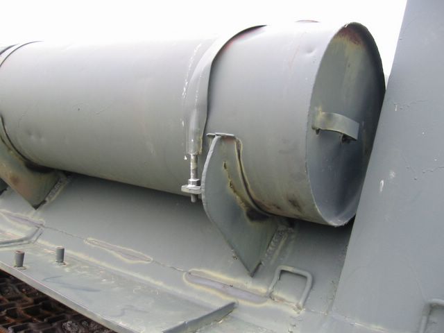 Кронштейн крепления внешнего топливного бака САУ СУ-100