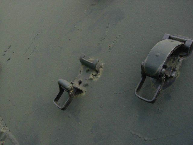 Защёлка-лягушка установленая немцами