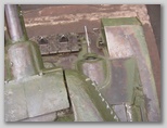 Вид сверху на переднюю-правую часть танка